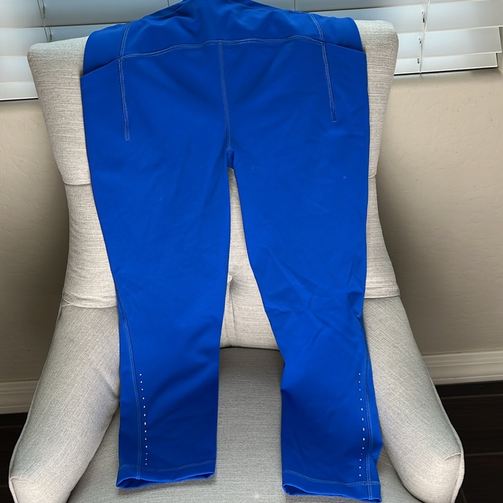 Lululemon Vibrant Blue Leggings